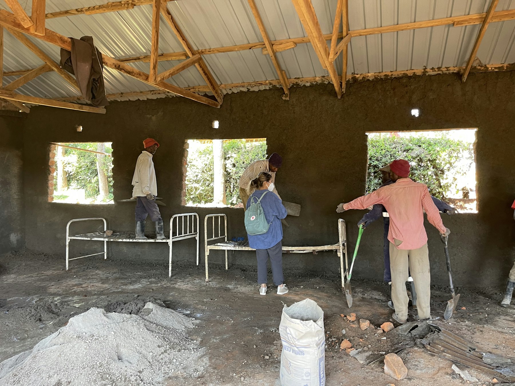 Jenna Mulji and colleagues visited Gesusu Sub-County Hospital to assess the renovations, as part of the EC COVID-19 Project.